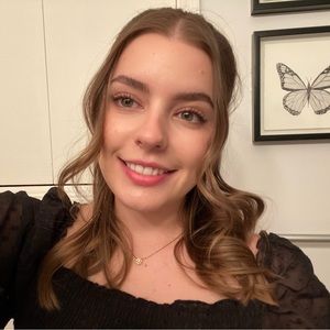 Meet your Posher, Brianne
